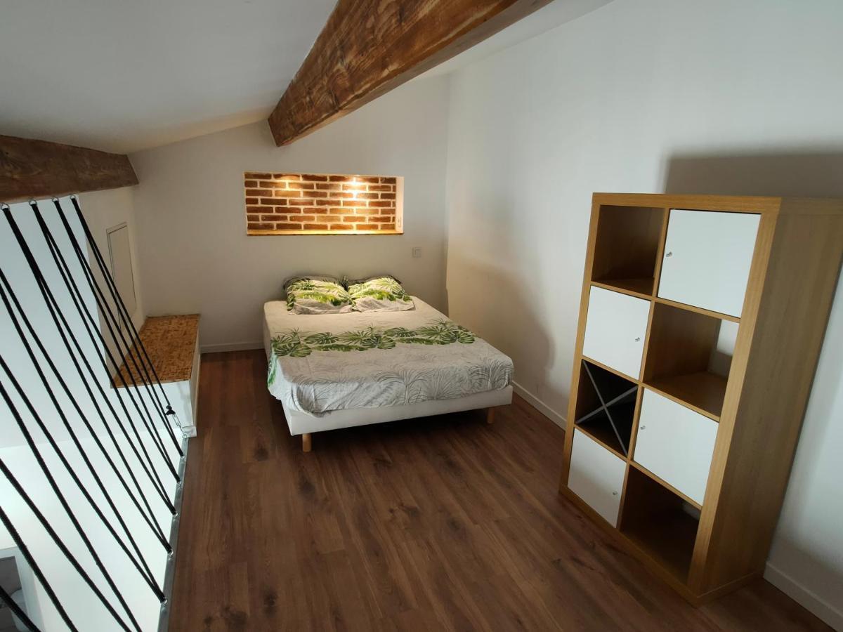 Joli Apparemment Type Loft Apartment Кавайон Екстериор снимка